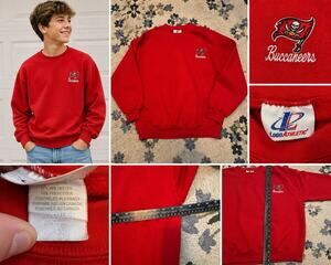 Vintage Tampa Bay Buccaneers Logo Athletic Crewneck Sweatshirt Youth XL Red
